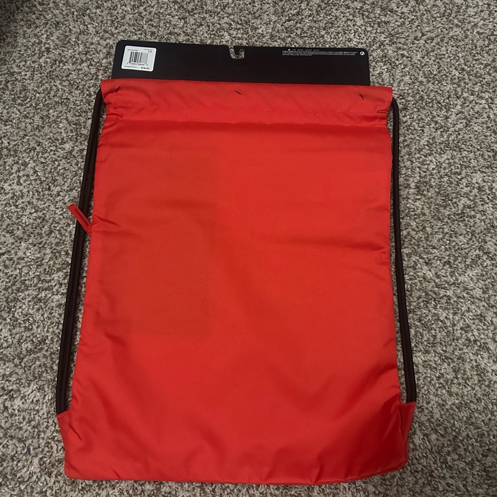 Nike Red Drawstring Backpack - Picture 2 of 2